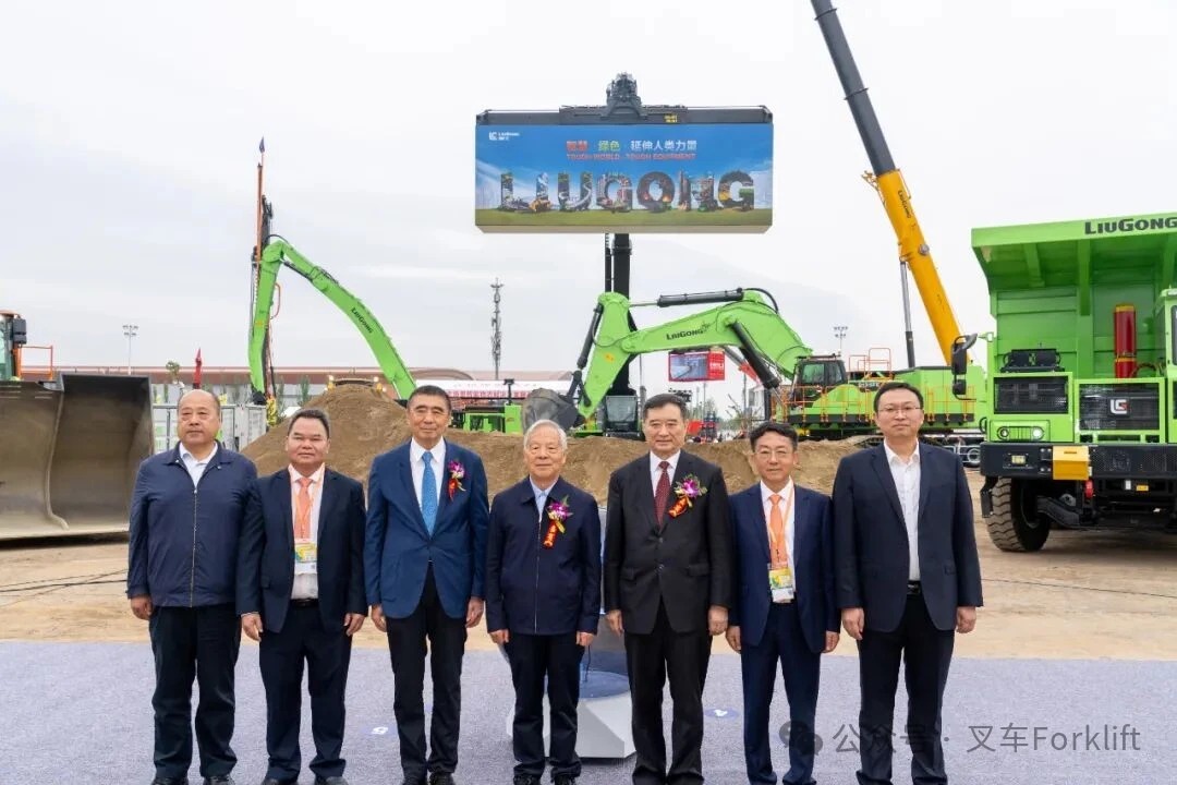 智慧·绿色·延伸人类力量 | 柳工惊艳亮相BICES 2025