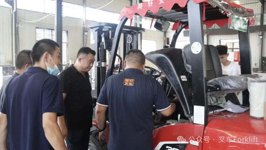 心服务·全无忧｜英轩叉车2025年服务万里行全国巡行圆满收官 深度赋能区域市场发展