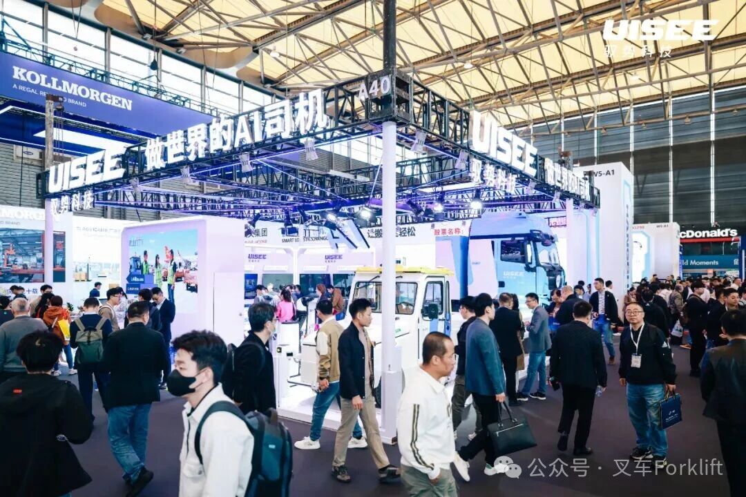 云逛CeMAT 2025！直击驭势科技全场景L4级AI司机高能实况