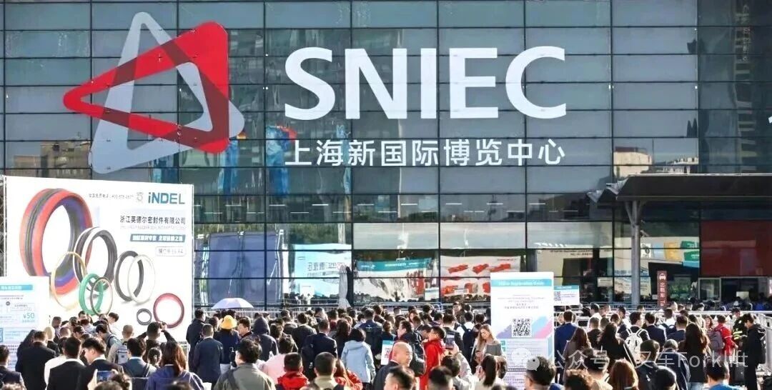 | CeMAT ASIA 2025圆满落幕，TITANS用绿色动力重塑物流能耗！