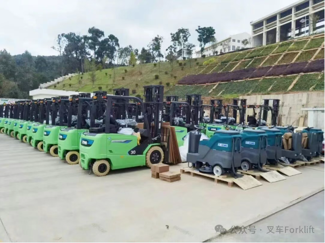 100+台！徐工新能源叉车“绿”动云滇