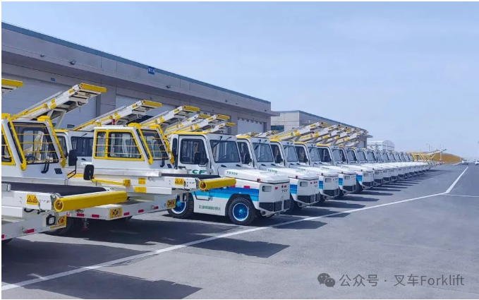 TCF多款地勤车辆批量交付新疆乌鲁木齐天山国际机场！全面助力机坪高效物流！