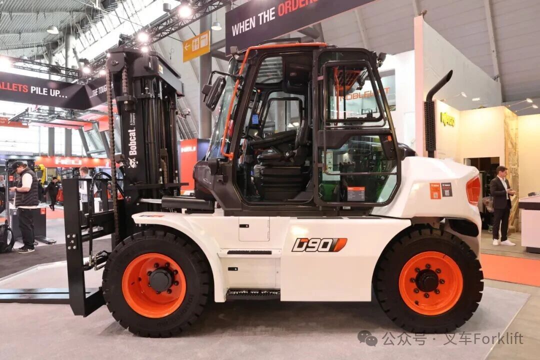 山猫携物料搬运全系列解决方案重磅亮相LogiMAT 2026