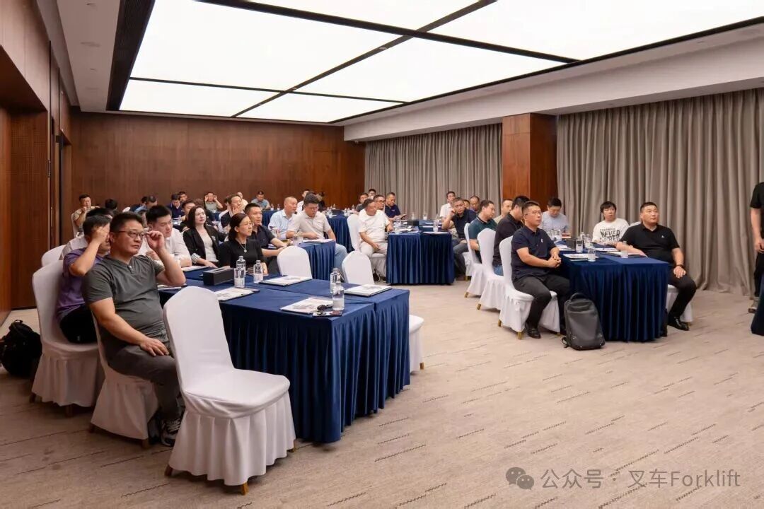 聚力华南 |卓一VNA窄巷道产品技术交流会（南部站）圆满落幕！